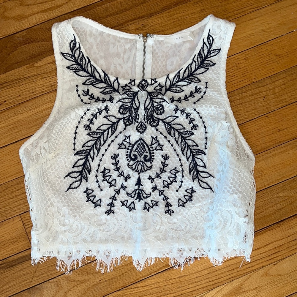 Lush cropped tank top